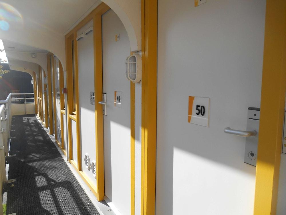 Premiere Classe Brest Aeroport *